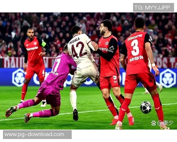 英超经典对决:拜仁与利物浦激战成和引发全场热议